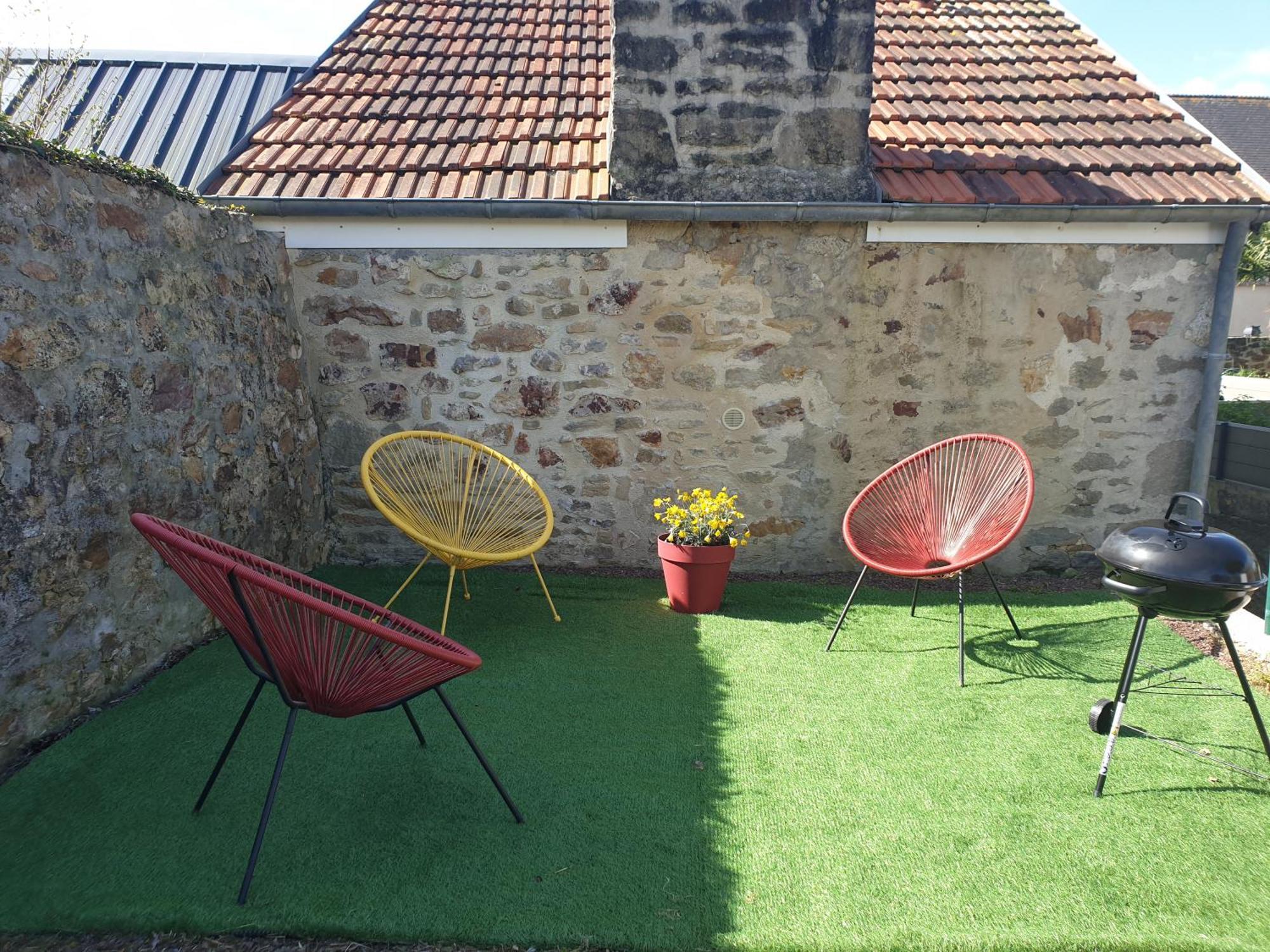 Gite Proche De Sainte Mere Eglise Montebourg Luaran gambar